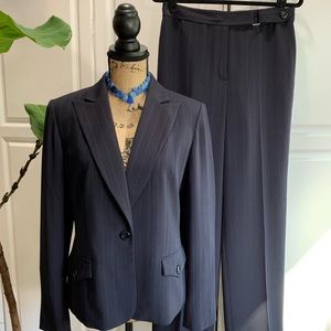 Jones New York Suit- Excellent Condition